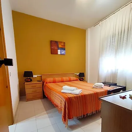 Neus Hotel 2*