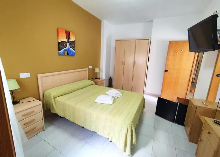 Hotel Neus 2*